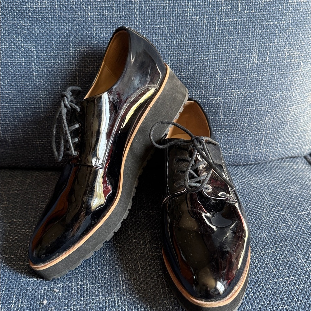 Aldo Size 9 Black Patent Leather Wedge Platform Oxfords - Picture 2 of 4
